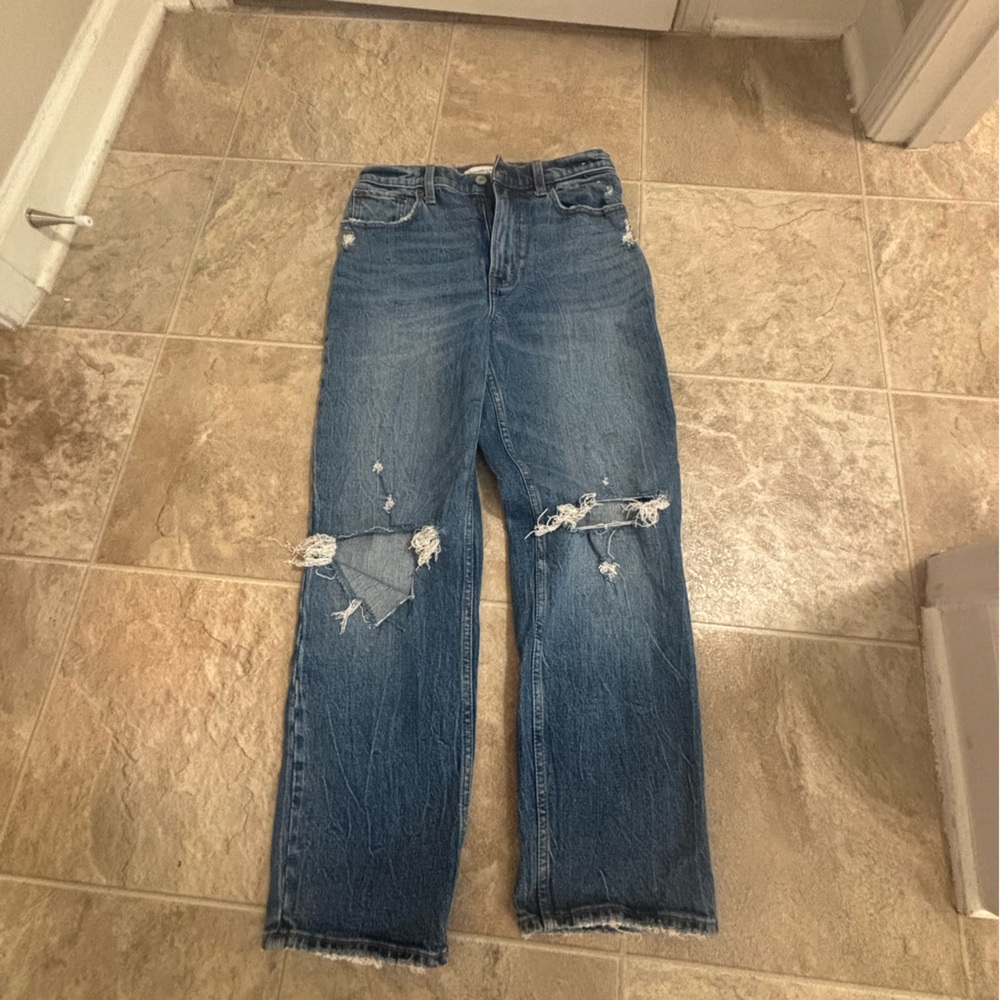 ABERCROMBIE & FITCH The 90’s Straight Ultra High Rise Jeans Size 4/27